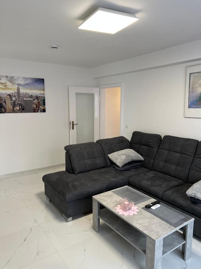 Apartment Wunderschoene In Solingen-mitte *